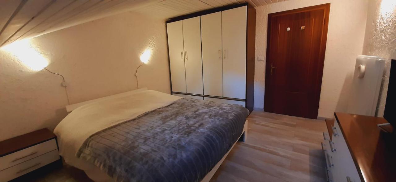 Ampia Mansarda A Dimaro In Val Di Sole *