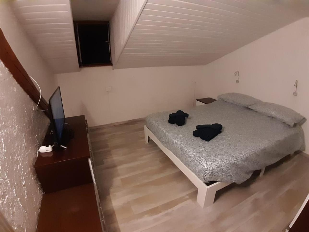 Ampia Mansarda A Dimaro In Val Di Sole * Monclassico